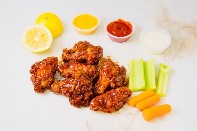 8 Pieces.