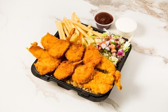 SEAFOOD PLATTER.